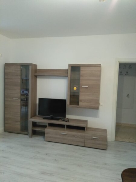 Militari, Cet Vest Militari