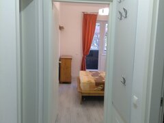 Militari, Cet Vest Militari